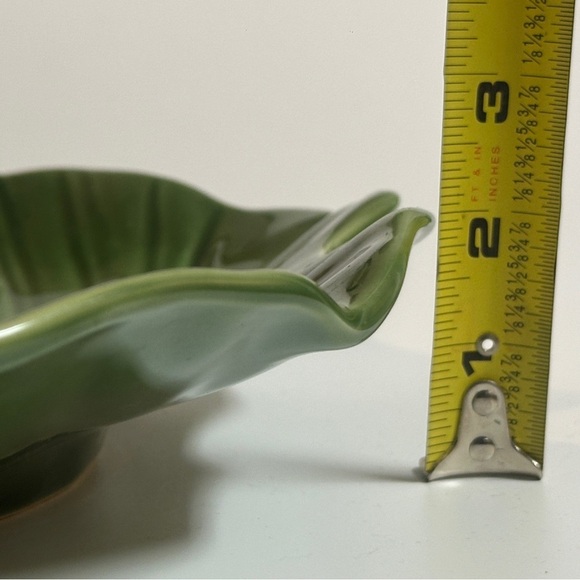 Roscher Leaf Collection Large Green Stoneware Serving Platter - Picture 11 of 11